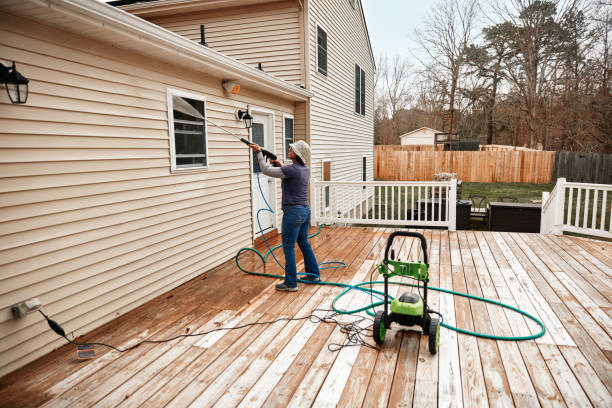 Best Roof Power Washing Services  in Minneola, FL